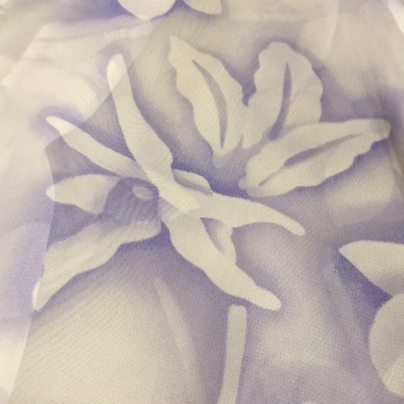 Valerie Stevens, sheer purple and white robe/cover-up. Size Medium - Picture 5 of 8
